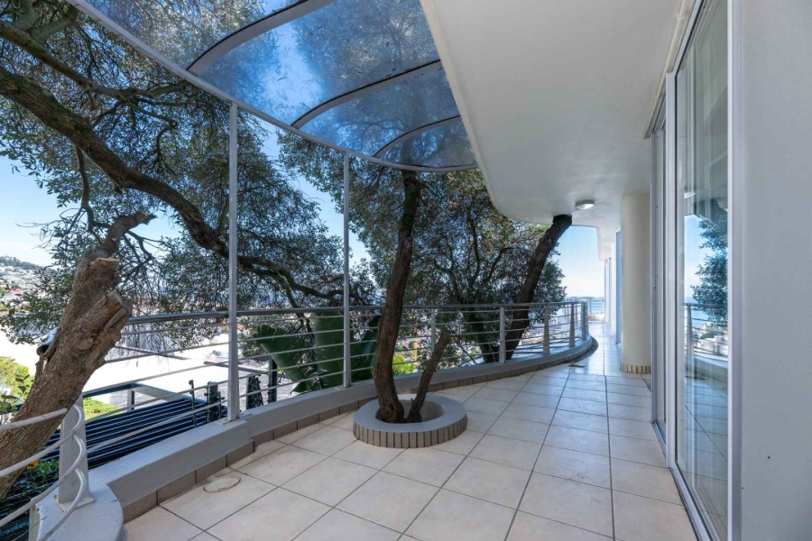To Let 2 Bedroom Property for Rent in Sea Point Western Cape